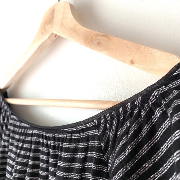 White House Black Market Metallic Top L - Picture 6 of 8